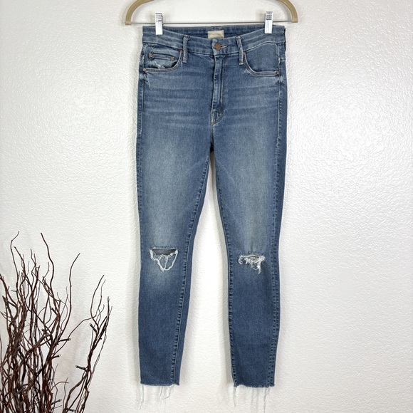 MOTHER High Waisted Looker Ankle Fray Jeans in Thrilling Shots - Picture 5 of 10